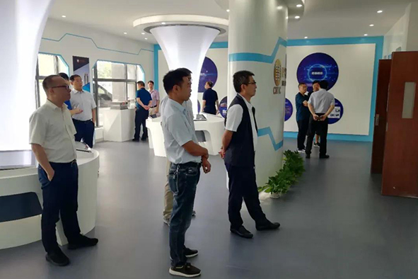 2e1cbf109479f28039dd2c52cb3d5550.jpg 2e1cbf109479f28039dd2c52cb3d5550.jpg